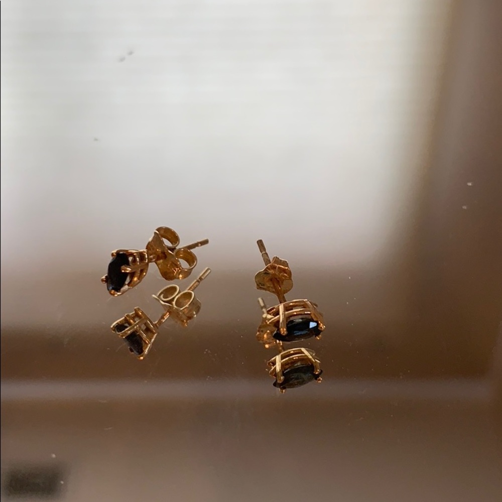 14k Gold sapphire earrings